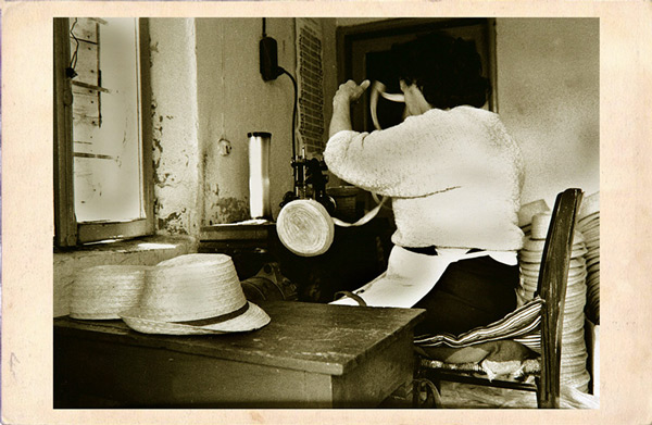 Cucitrice-cappelli